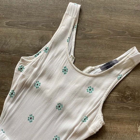 KENDALL AND KYLIE ROMPER (S) - Picture 2 of 6